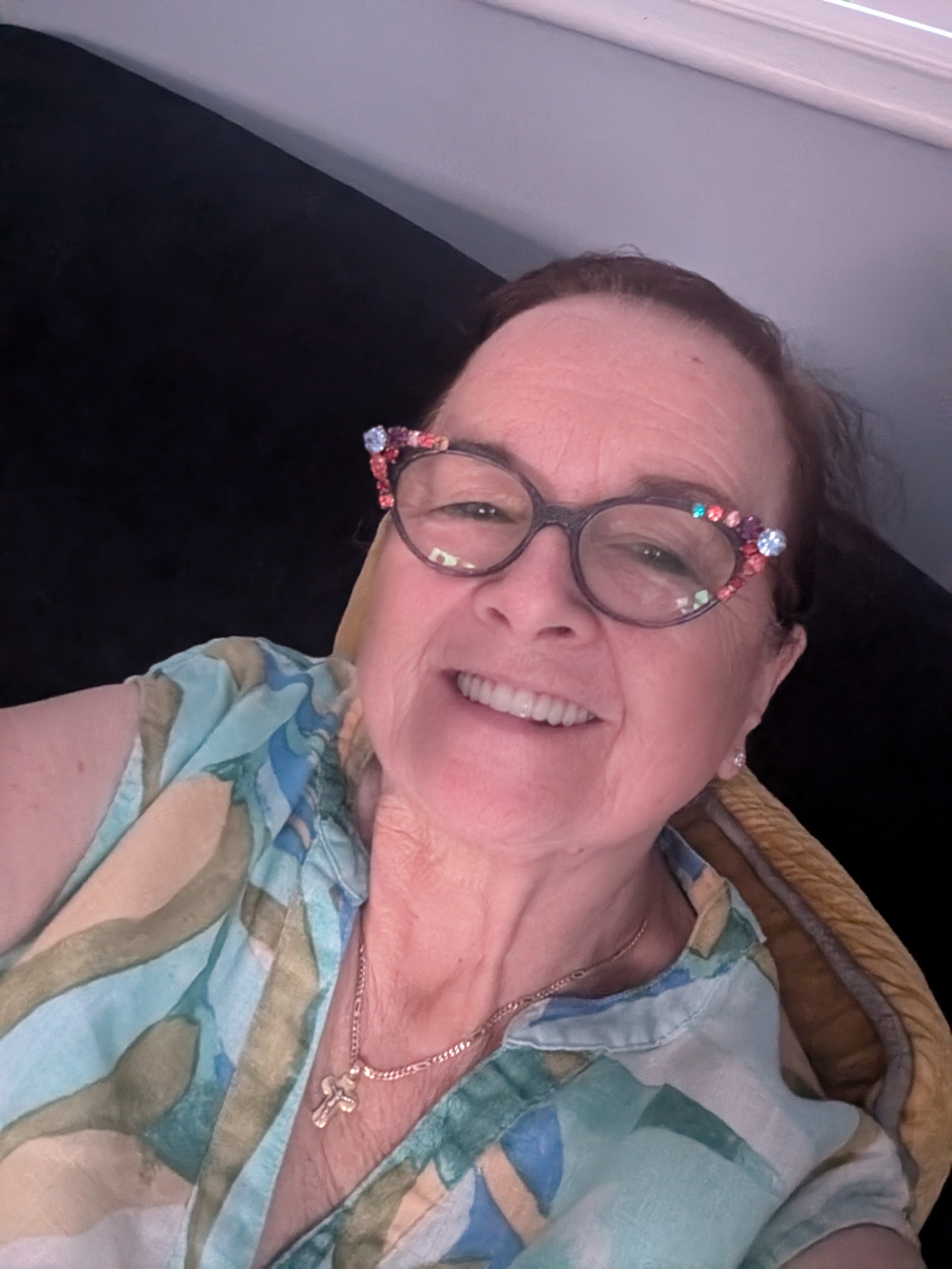 Lynne Pintot Celebrant